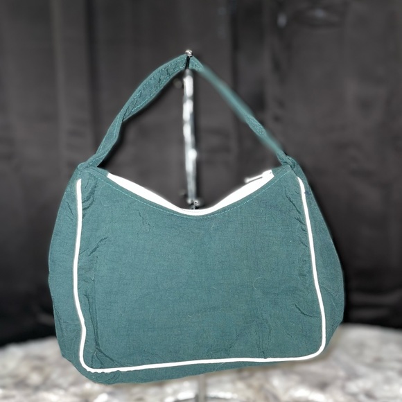 Vintage Reebok - Picture 2 of 2